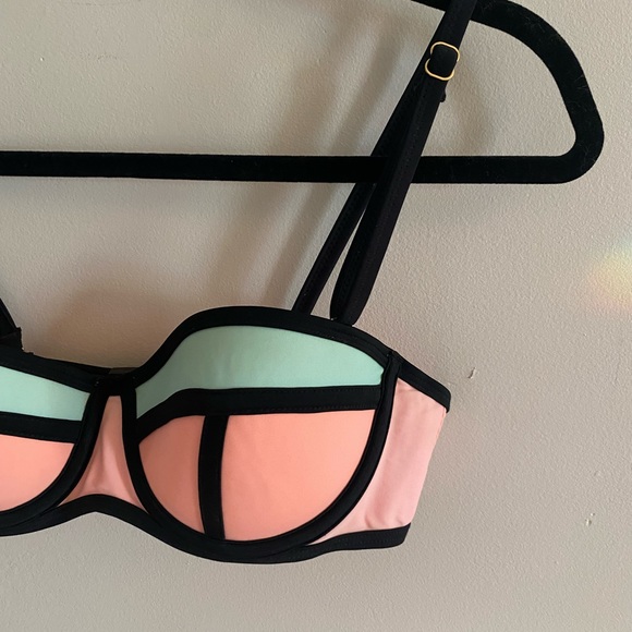 Bikini Top - Picture 2 of 5